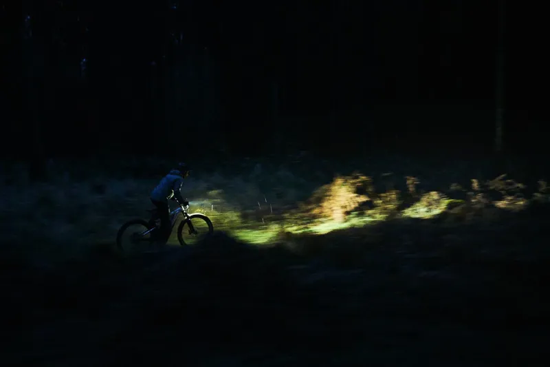 Giant Recon E HL1000 Ebike Front Light - Black 10 Giant Recon E HL1000 Ebike Front Light - Black - Image 10