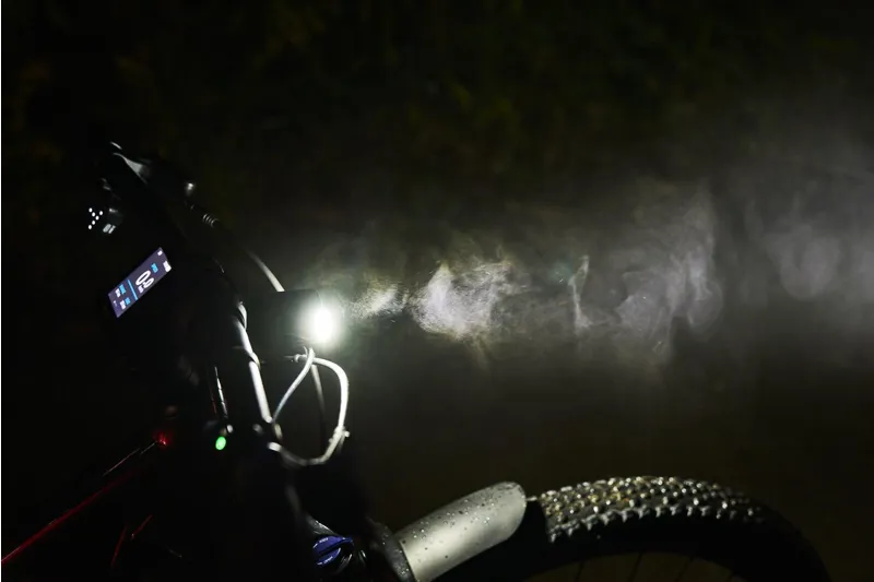 Giant Recon E HL1000 Ebike Front Light - Black 8 Giant Recon E HL1000 Ebike Front Light - Black - Image 8