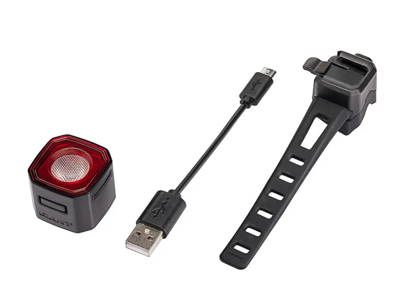 Giant Recon TL 100 Rear Light - Black 2 Giant Recon TL 100 Rear Light - Black - Image 2