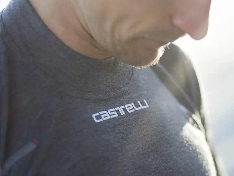 Castelli Flanders Warm Long Sleeve Base Layer - Grey 2 Castelli Flanders Warm Long Sleeve Base Layer - Grey - Image 2