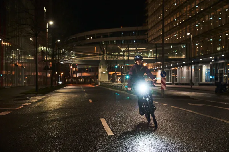 Giant Recon E HL1000 Ebike Front Light - Black 5 Giant Recon E HL1000 Ebike Front Light - Black - Image 5