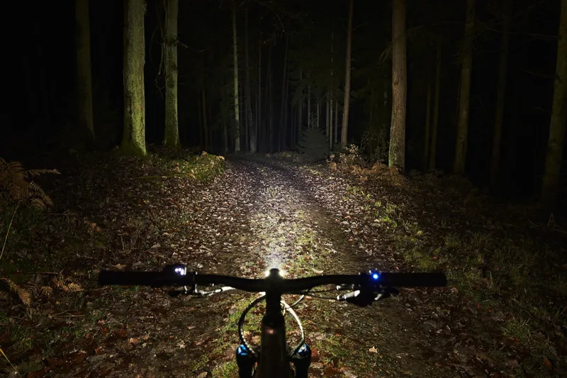 Giant Recon E HL1000 Ebike Front Light - Black 2 Giant Recon E HL1000 Ebike Front Light - Black - Image 2