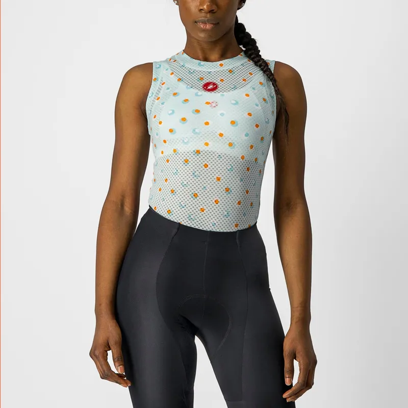 Castelli Pro Mesh 3 Women's Sleeveless Base Layer - Acqua 4 Castelli Pro Mesh 3 Women's Sleeveless Base Layer - Acqua - Image 4