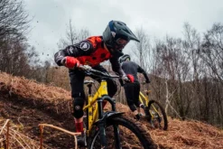 Endura MT500 Full Face Helmet - Black 16 Endura MT500 Full Face Helmet - Black -Cycle Fix E1518BKBLK 2