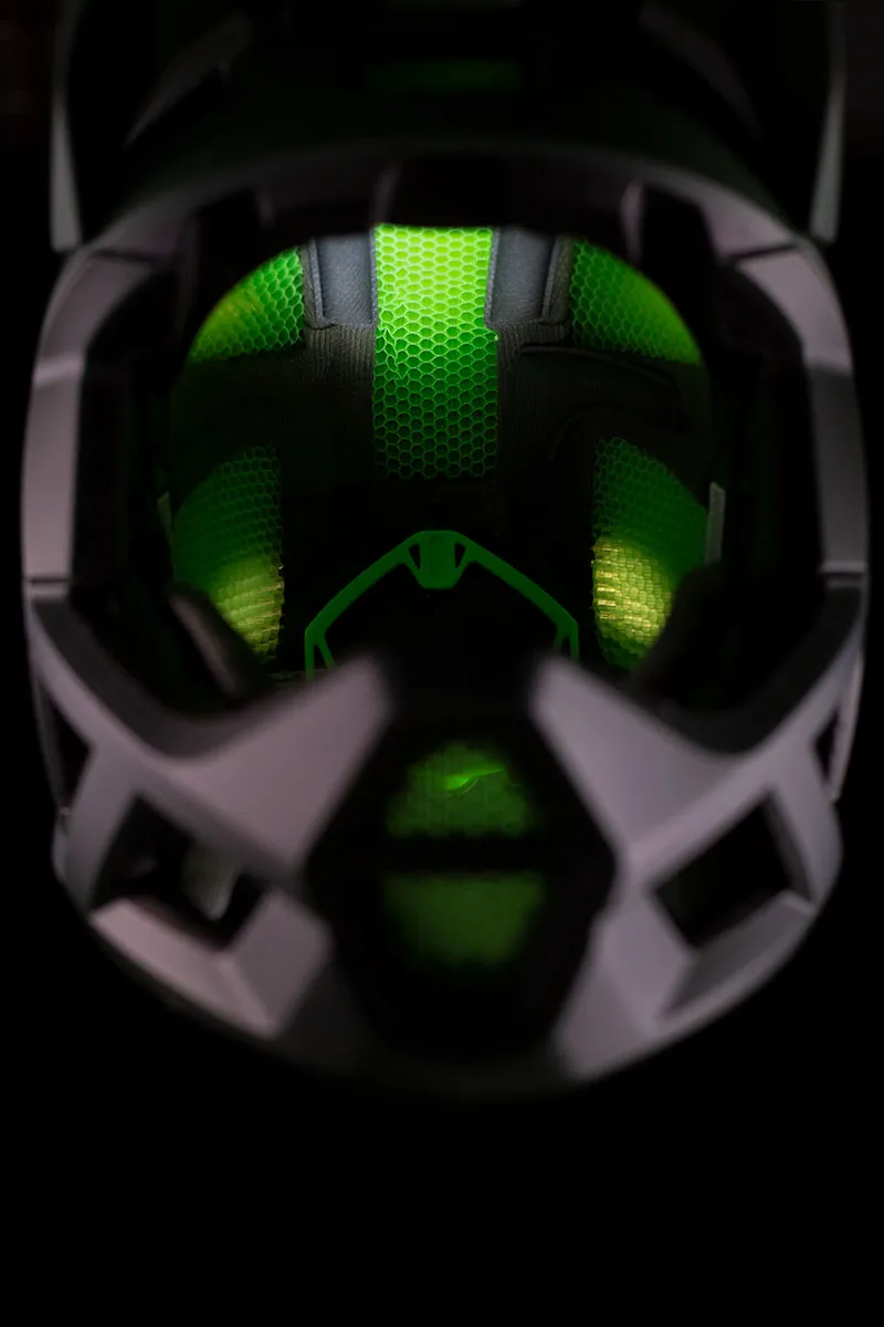 Endura MT500 Full Face Helmet - Black 1 Endura MT500 Full Face Helmet - Black