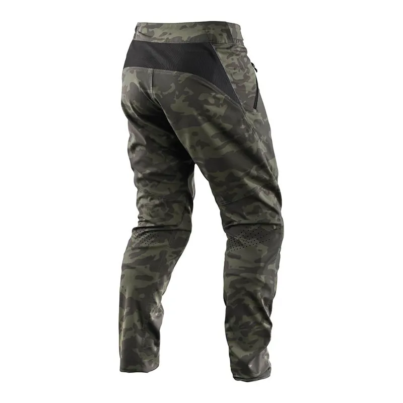 Troy Lee Designs Troy Lee Skyline MTB Pants - Camo Green 3 Troy Lee Designs Troy Lee Skyline MTB Pants - Camo Green - Image 3