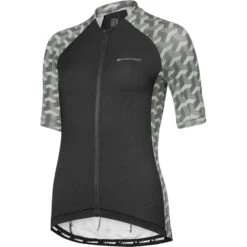 Madison Sportive Womens Short Sleeve Jersey - Geo Camo/Pink 7 Madison Sportive Womens Short Sleeve Jersey - Geo Camo/Pink -Cycle Fix VARCL157BLK1