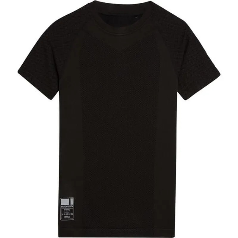 Madison Isoler Mesh Short Sleeve Men's Base Layer - Black 3 Madison Isoler Mesh Short Sleeve Men's Base Layer - Black - Image 3