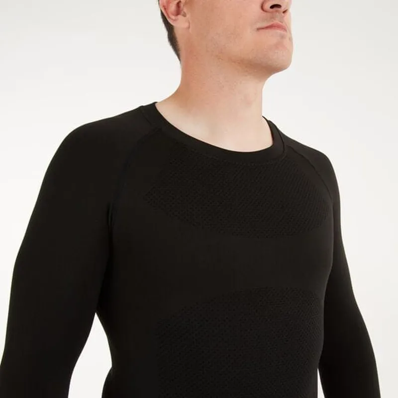 Madison Isoler Mesh Long Sleeve Men's Base Layer - Black 4 Madison Isoler Mesh Long Sleeve Men's Base Layer - Black - Image 4