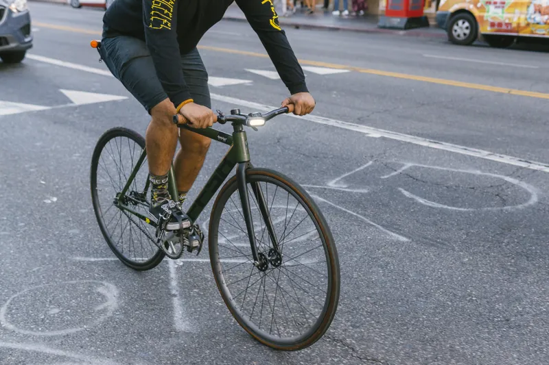 Kryptonite Avenue F-100/R-50 Basic USB COB Light Set 1 Kryptonite Avenue F-100/R-50 Basic USB COB Light Set