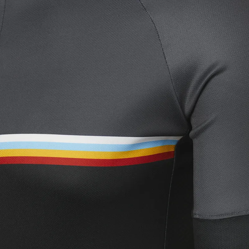 Giro Chrono Sport Short Sleeve Jersey - Black/Classic Stripe 7 Giro Chrono Sport Short Sleeve Jersey - Black/Classic Stripe - Image 7