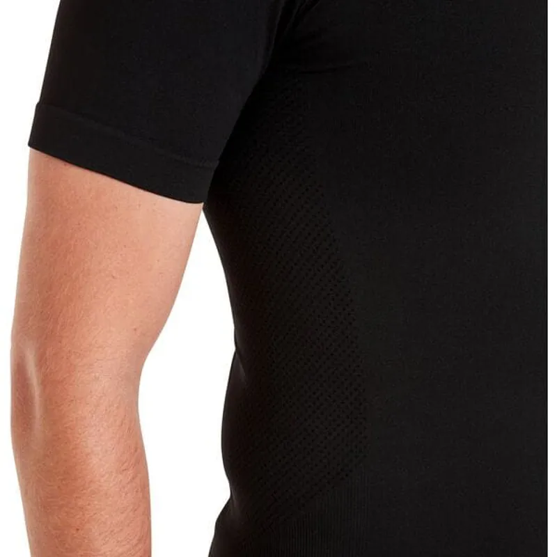 Madison Roam Isoler Mesh Men's Shirt Sleeve Base Layer - Black 2 Madison Roam Isoler Mesh Men's Shirt Sleeve Base Layer - Black - Image 2