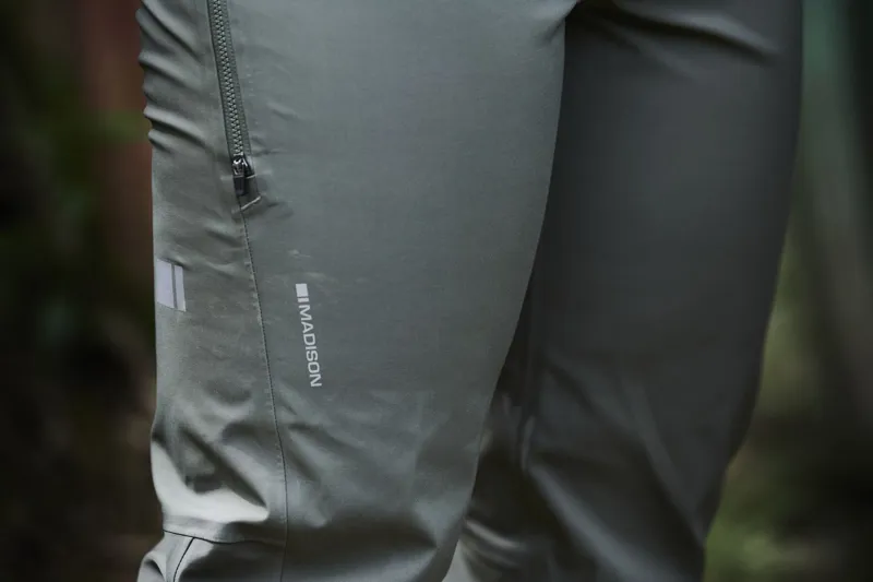 Madison DTE 3-Layer Men's Waterproof Bib Trousers - Midnight Green 2 Madison DTE 3-Layer Men's Waterproof Bib Trousers - Midnight Green - Image 2