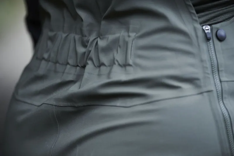 Madison DTE 3-Layer Men's Waterproof Bib Trousers - Midnight Green 7 Madison DTE 3-Layer Men's Waterproof Bib Trousers - Midnight Green - Image 7