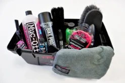 Muc-Off Ultimate Bicycle Cleaning Kit -Cycle Fix mg 1301muccyclose2